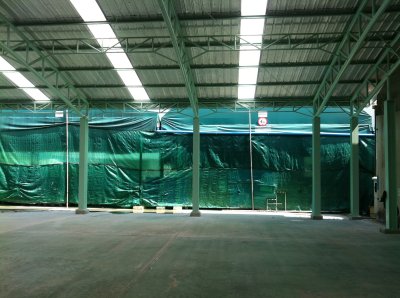 สร้างโกดังสินค้า